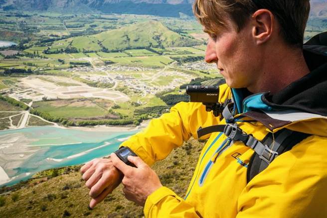 好動玩水 全天候開拍！ 極限運動悍將 海陸攝影雙強
